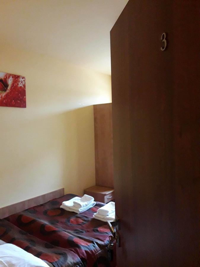Hotel Paola Kutno Extérieur photo